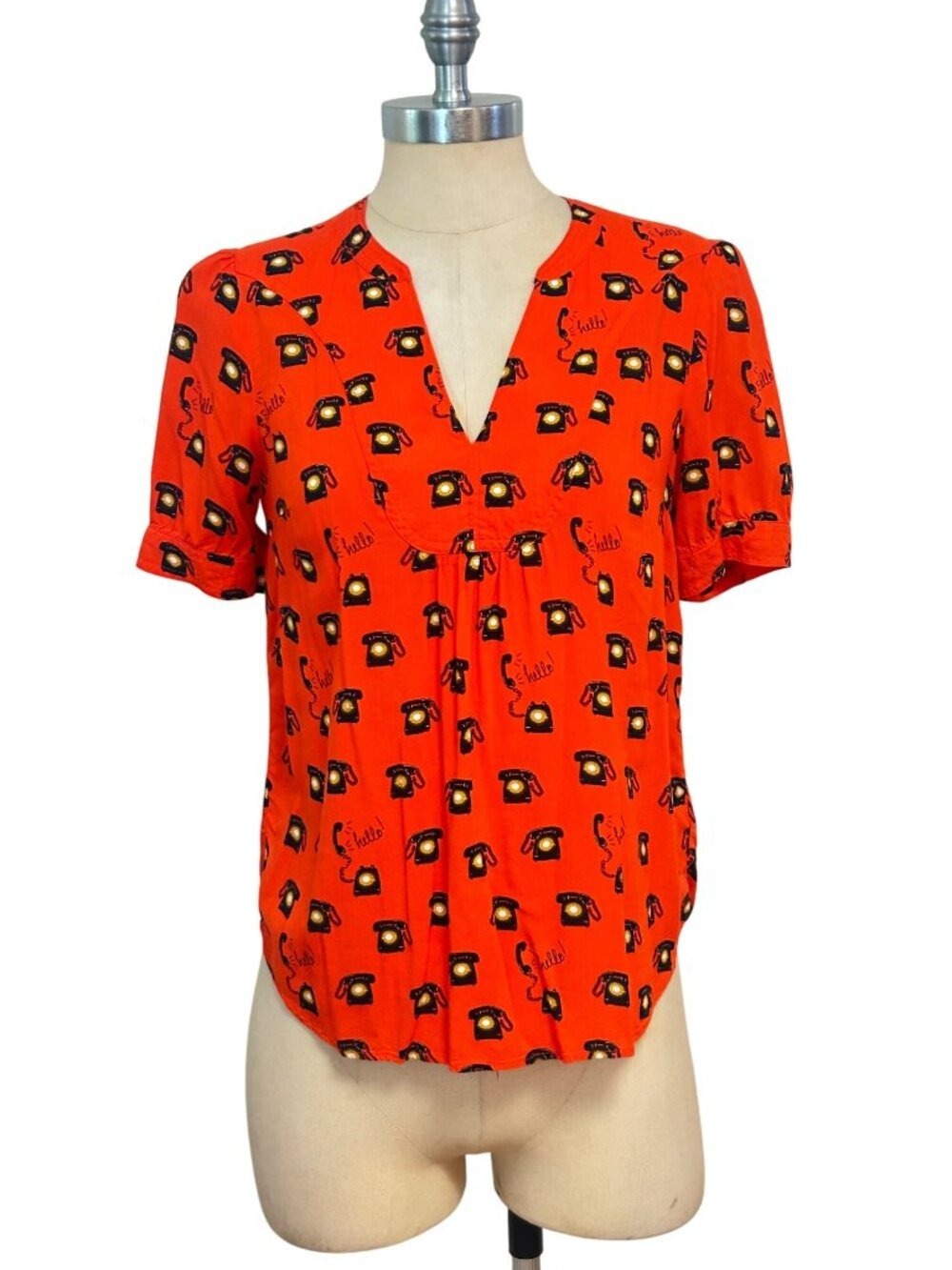 Anthropologie Conversations1 of 52 Blouse With Hello Telephone Print US 0